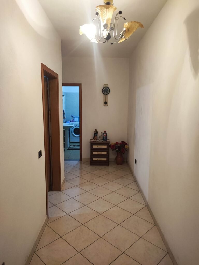 Corridoio dell'appartamento a porto Romano